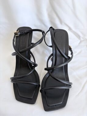 SCHUTZ Black Strappy Square-Toe Heeled Sandals with Gold Buckle